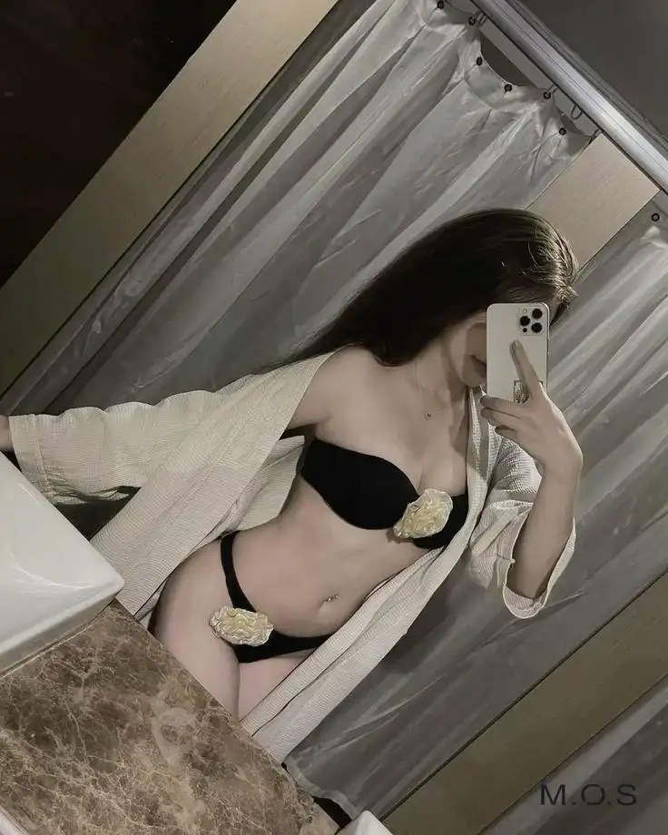 Hơn 228 Bức Ảnh Bikini của Các Cô Gái Xinh Đẹp Kích Thích Trái Tim Hơn 228 Bức Ảnh Bikini của Các Cô Gái Xinh Đẹp Kích Thích Trái Tim